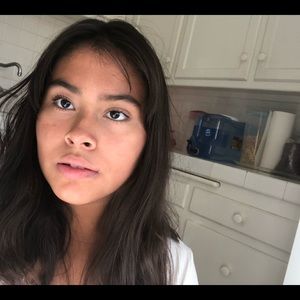 Meet your Posher, Hayley